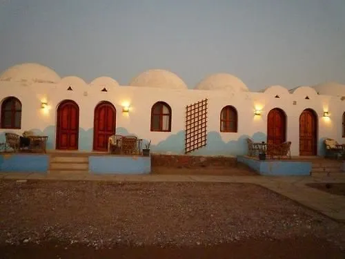 Hostel Dolphin Camp